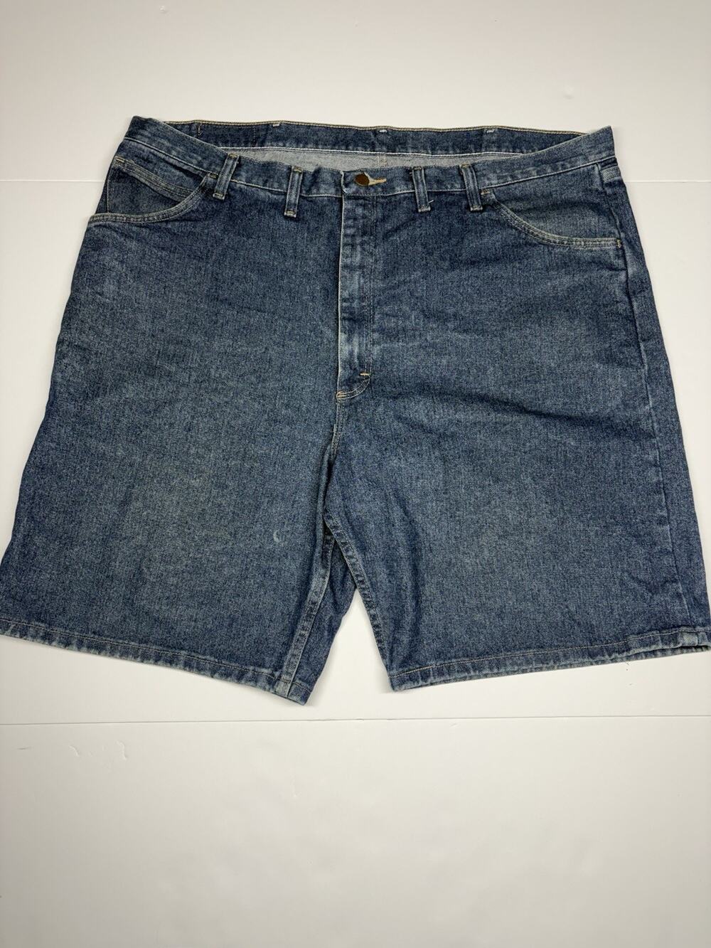 Wrangler Men’s Relaxed Fit Denim Shorts Size 44 Blue 100% Cotton Jean Shorts